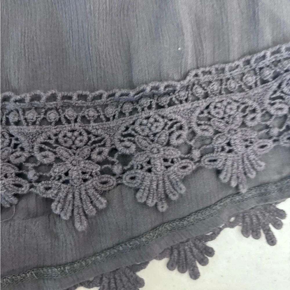 Knox Rose Green and Gray Embroidered Tops - Picture 12 of 15